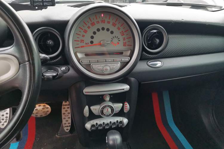 Used MINI 2010 1.6L COOPER 50 Mayfair Audio And AC Panel