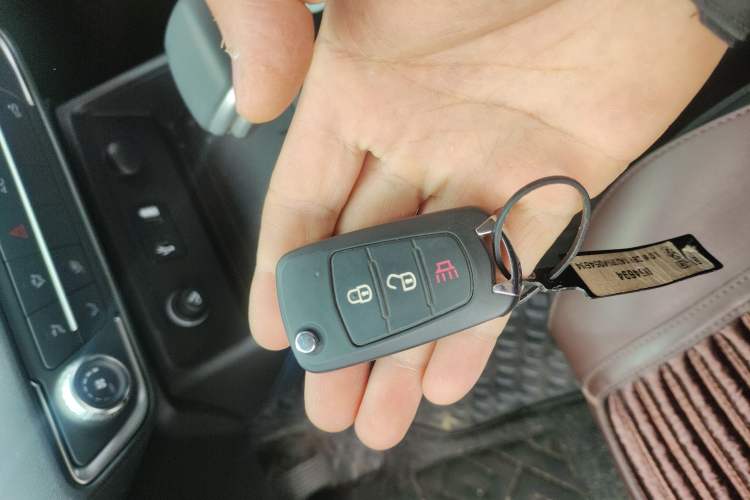 Used Great Wall King Kong Poer 2023 2.0T Automatic Diesel Two-Wheel-Drive Elite Version Flatbed GW4D20M
