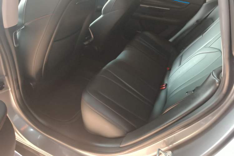 Used XPeng P7 2021 480E Interior 4