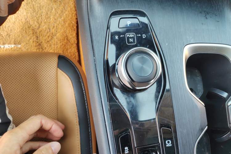 Used Lexus RZ 2023 450e All-Wheel Drive Luxury Edition Gear Lever