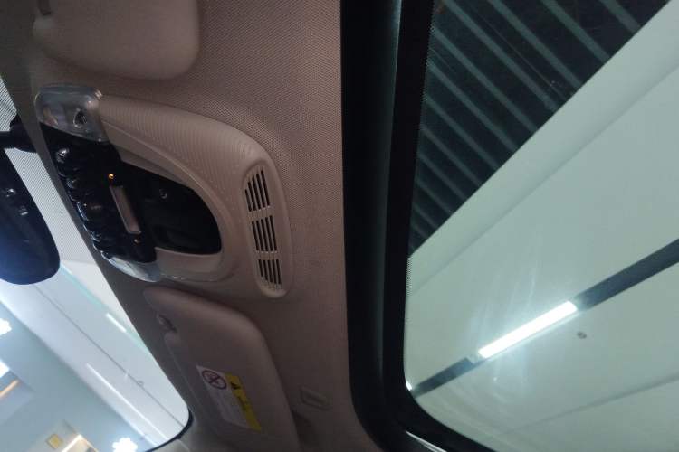 Used MINI MINI 2020 1.5T COOPER Artist