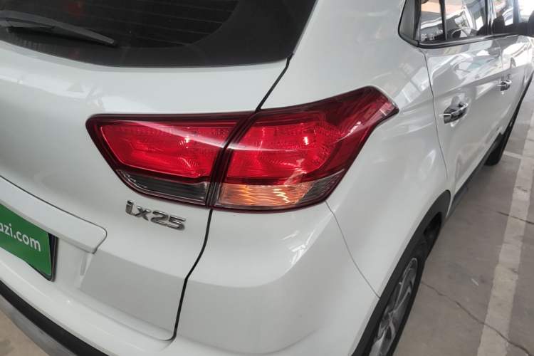 Used Hyundai ix25 2017 1.6L Automatic Smart Version