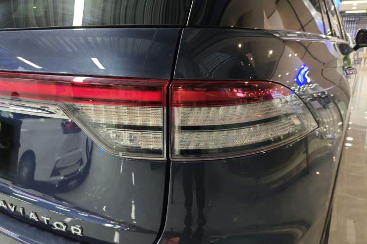 Used Lincoln Aviator 2020 3.0T V6 Four-Wheel Drive Premium Edition