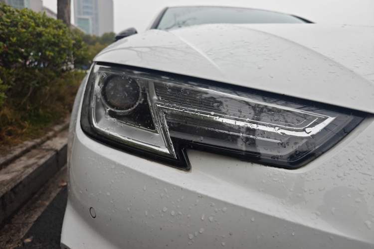 Used Audi A4L 2019 40 TFSI Ambition China VI