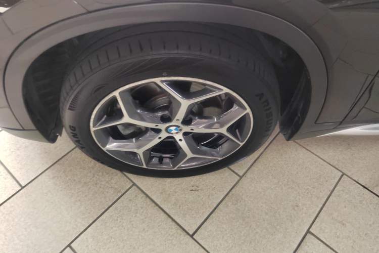 Used BMW X1 2019 xDrive20Li Luxury Model Left Front Wheel Hub