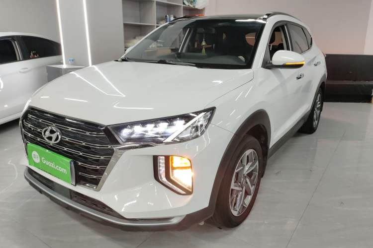 Used Hyundai Tucson 2020 280TGDi Two-Wheel-Drive GLS Fashion Edition China VI Standard