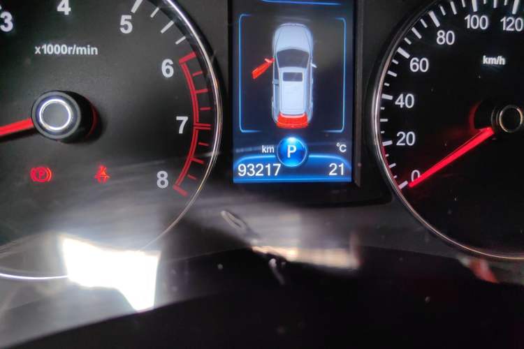 Used FAW Senya R7 2017 1.6L Automatic Prestige Model
