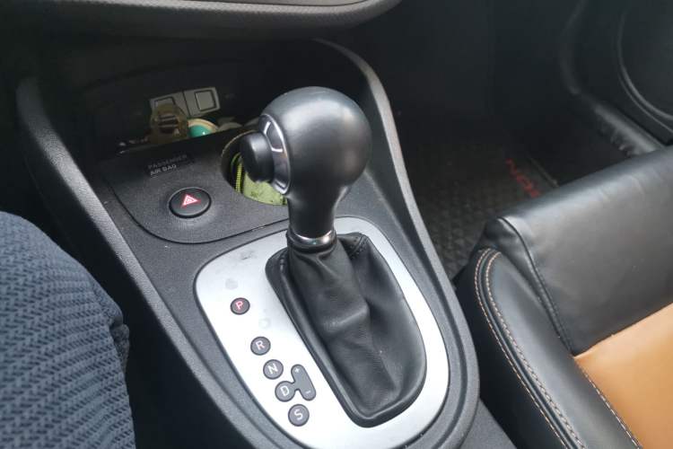 Used Seat LEON 2012 1.8TSI FR+ Gear Lever