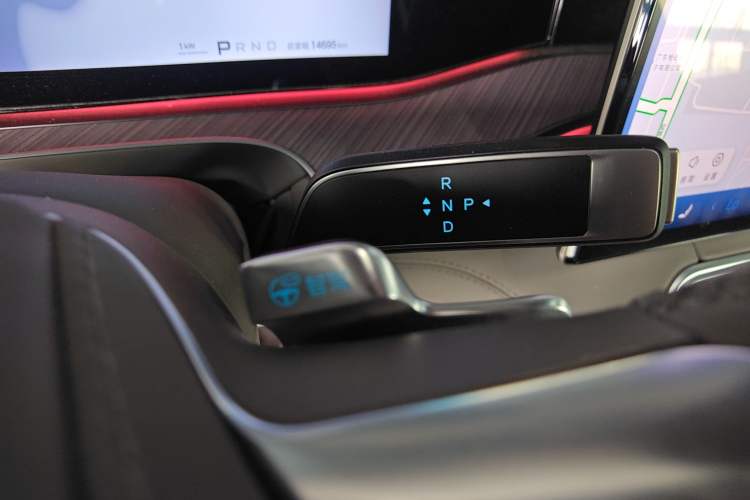 Used Denza N9 2025 Flagship Model