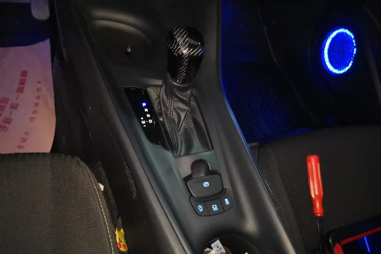 Used Toyota IZOA 2021 2.0L Enjoy Edition
