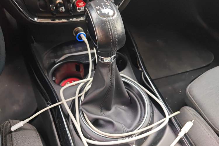 Used MINI Clubman 2016 1.5T COOPER Geek Edition Gear Lever