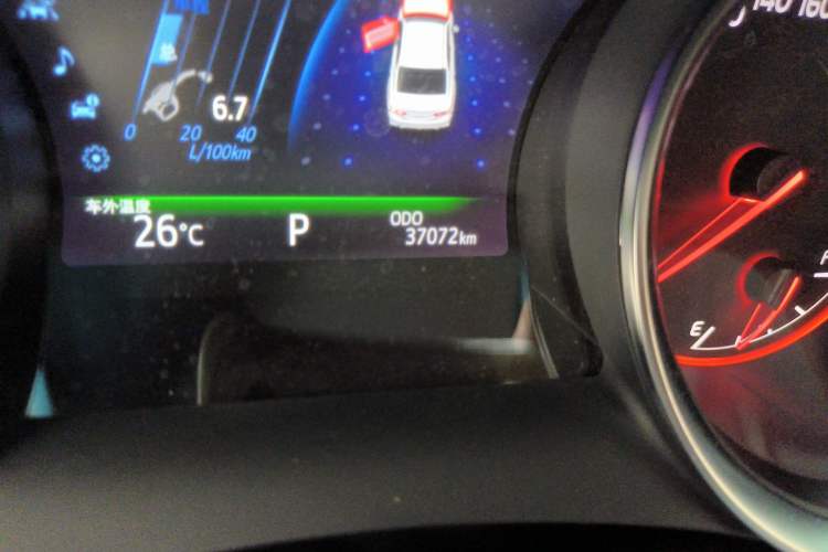 Used Toyota Camry 2019 Revised Version 2.5S Fēngshàng Edition Odometer Close Up