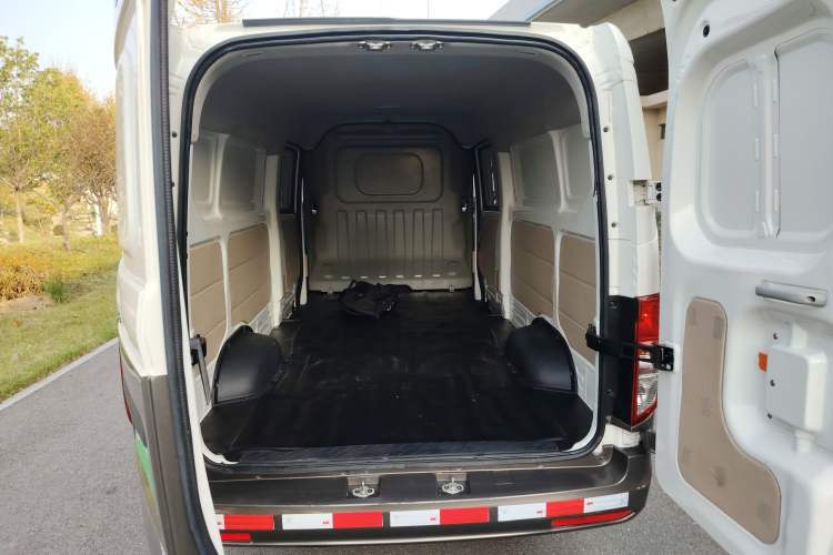 Used Kuayue Kuayue Xing V7 2022 1.6L Gasoline Comfort Version 2-Seat Dual-Side Doors DAM16KR
