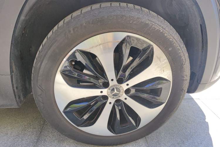 Used Mercedes-Benz GLB 2021 GLB 200 Fashion Model Right Front Wheel Hub