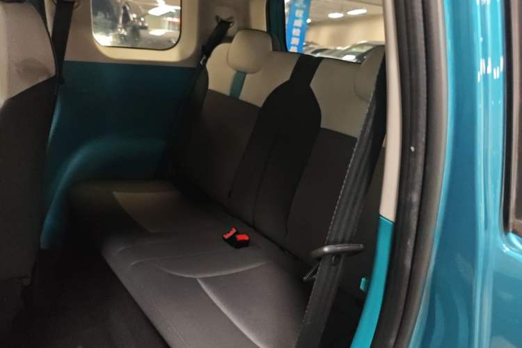 Used Changan Lumin 2022 210km Sweet Edition
