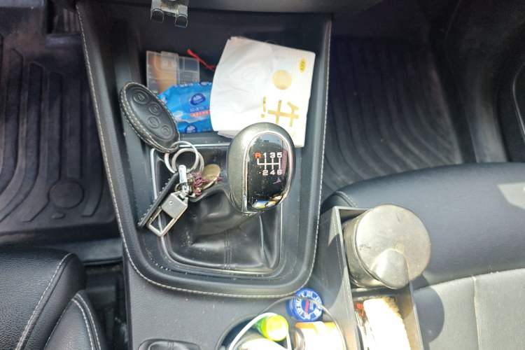 Used BYD Song MAX 2019 1.5T Manual Smart Connect Ruiyi Sunroof Model 6 Seats China VI Standard
