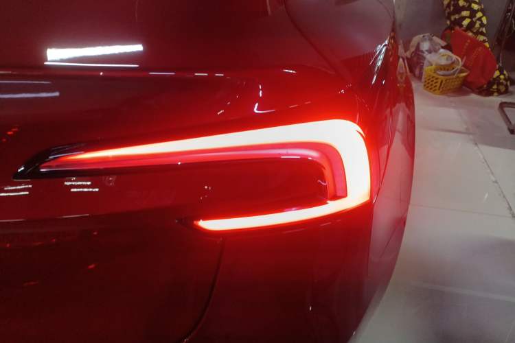 Used Tesla Model 3 2025 Rear-Wheel-Drive Version