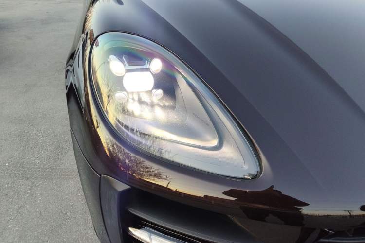 Used Porsche Macan 2018 Macan 2.0T