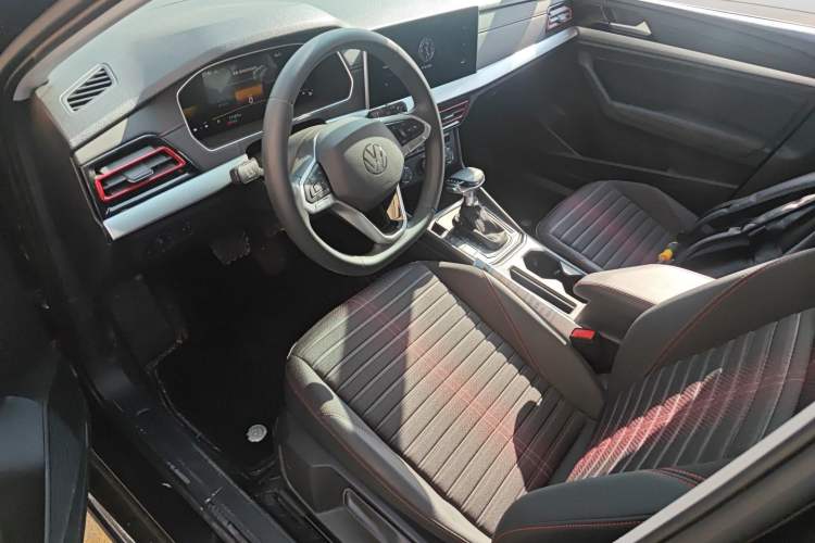 Used Volkswagen Lavida 2024 300TSI DSG Starry Sky Deluxe Edition Left Front Seat