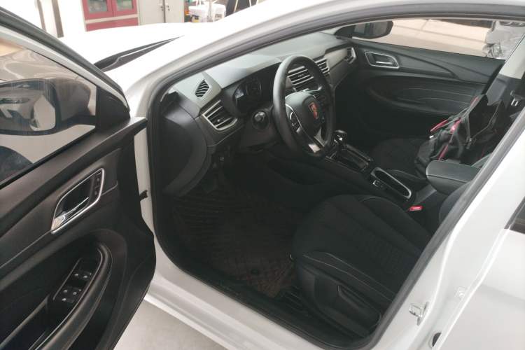 Used Roewe i5 2020 1.5L Automatic 4G Connected Linghao Edition
