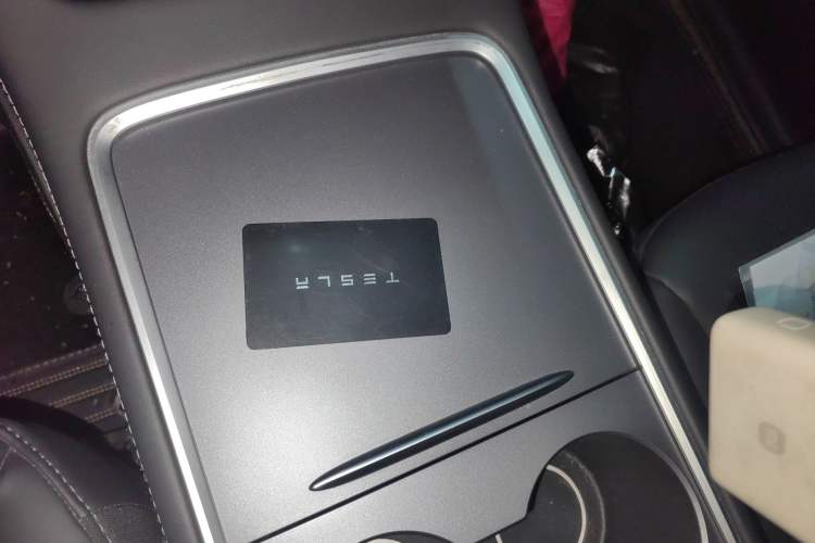 Used Tesla Model Y 2021 Standard Range Rear-Wheel Drive Version Vehicle Key