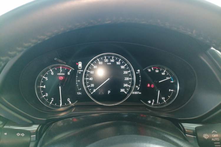 Used Mazda CX-5 2022 2.0L Automatic Two-Wheel Drive Zhiya Version Instrument Cluster