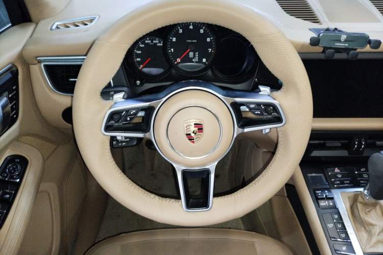 Used Porsche Macan 2017 Macan 2.0T
