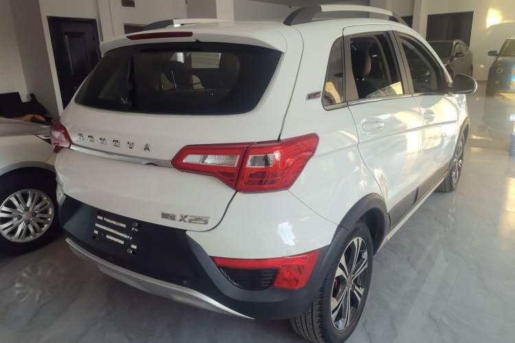 Used BAIC Senova X25 2015 1.5L automatic luxury version

