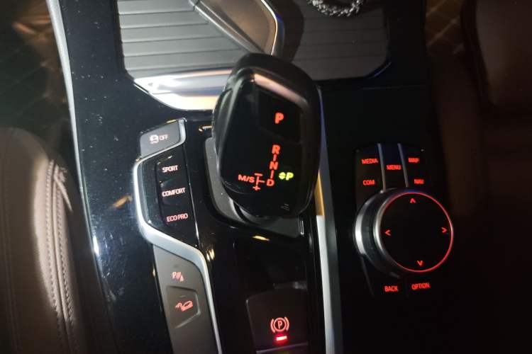 Used BMW X3 2021 Facelift xDrive25i Luxury Package Gear Lever