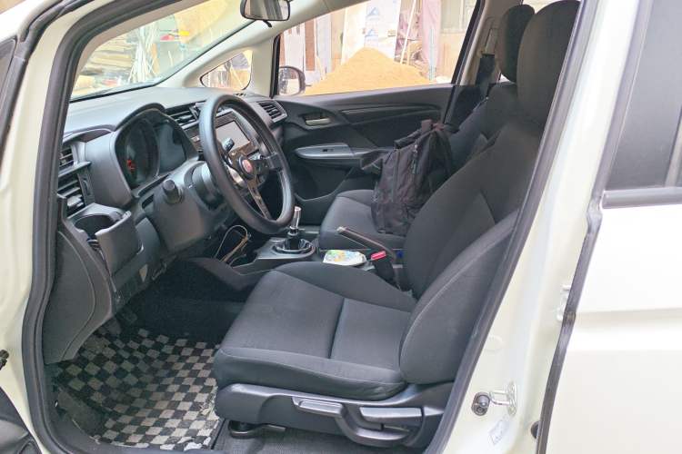 Used Honda Fit 2018 1.5L Manual Comfort Version
