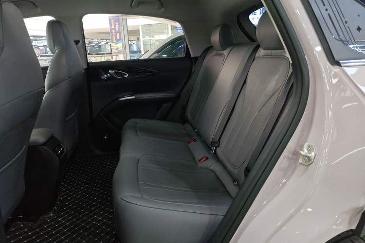 Used Geely Galaxy Geome 2026 Model 410km Exploration Edition Left Rear Seat