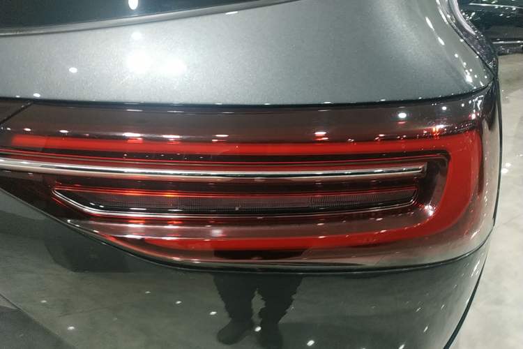 Used Hima AITO M7 2022 1.5T Four-Wheel Drive Luxury Edition
