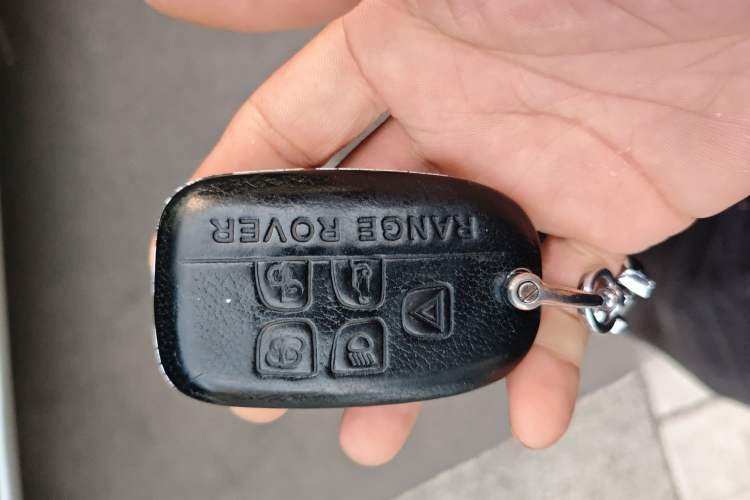 Used Land Rover Discovery 
