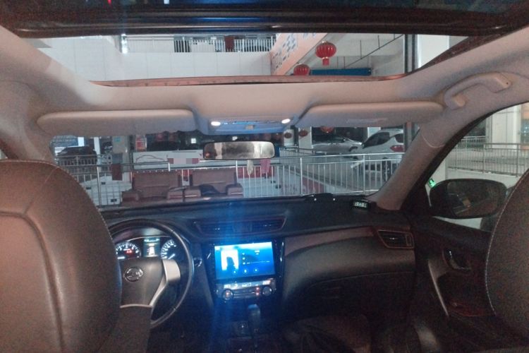 Used Nissan X-Trail 2015 2.0L CVT Comfort MAX Edition 2WD