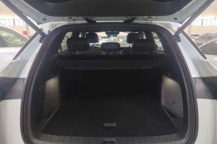 Used BYD Song L DM-i 2025 Intelligent Driving Version 112 km Beyond-Range Type
