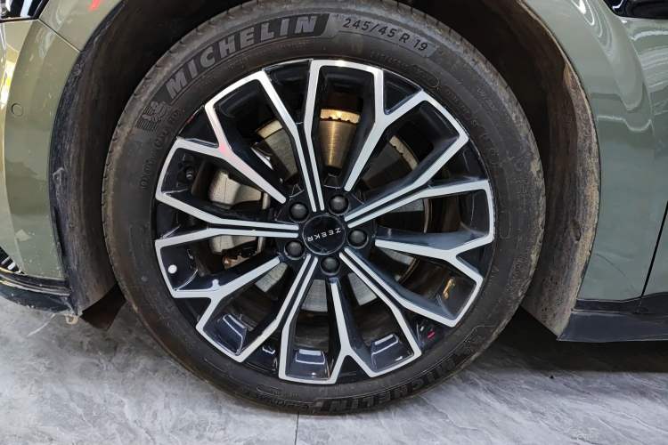 Used Zeekr 007 2025 Long-Range Rear-Wheel-Drive Intelligent Driving Version 100 kWh
