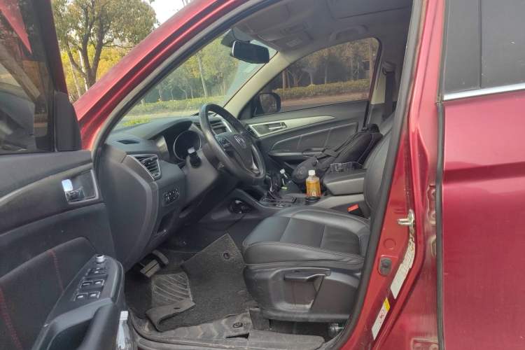 Used Changan CS75 2016 1.8T Automatic Elite Model China V Standard