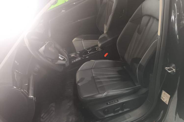 Used Volkswagen Passat 2024 380TSI Starry Dragon Edition
