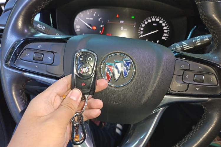 Used Buick Enclave 2020 28T Two-Wheel Drive Luxury Version