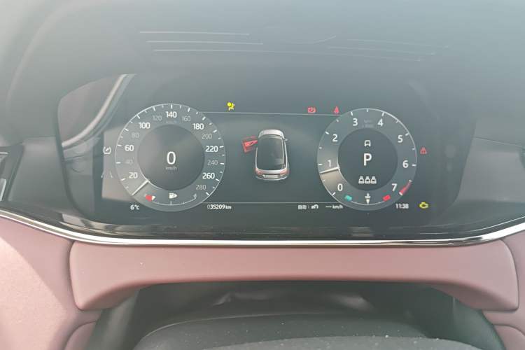 Used Land Rover Range Rover Evoque 2024 Aurora L 249 PS Prestige Light-Chasing Edition