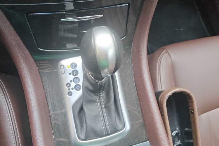 Used Infiniti QX50 2015 2.5L Luxury Edition