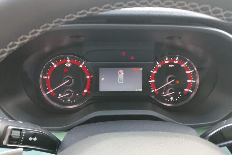 Used SAIC MAXUS Xintu V70 2023 2.0T Elite Edition Automatic Short Wheelbase Low Roof – 5/6 Seats
