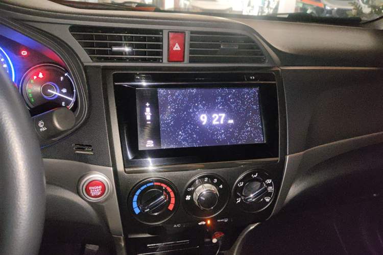 Used Honda Crider 2016 1.8L CVT Luxury Edition Audio And AC Panel