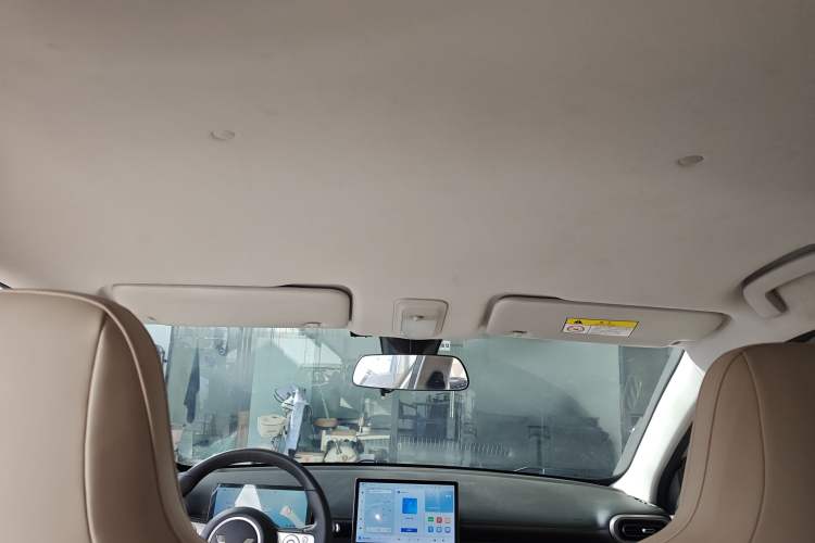 Used Wuling Bingo PLUS 2024 510 km Flagship Edition Four-Seater Version
