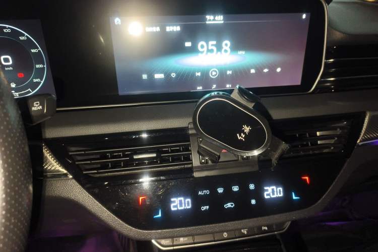 Used Hongqi HS5 2019 2.0T Smart Connect Flagship All-Wheel-Drive Version
