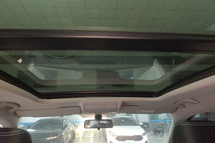 Used Skoda Kodiaq 2021 TSI330 5-Seat Two-Wheel Drive Comfort Edition Headliner