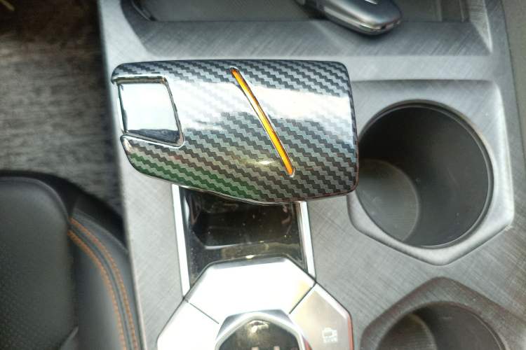 Used Changan UNI-V iDD 2023 ZhiDian iDD 1.5T 113km ZhiKu Model