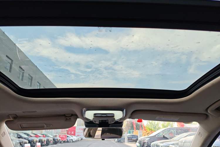 Used Hongqi H5 2024 1.5T DCT Smart Connect Flagship Edition
