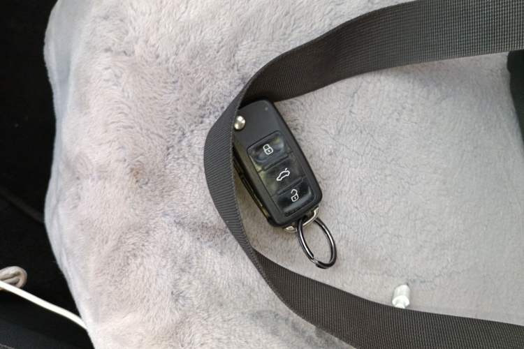 Used Volkswagen Lavida 2017 1.6L Automatic Comfort Edition
