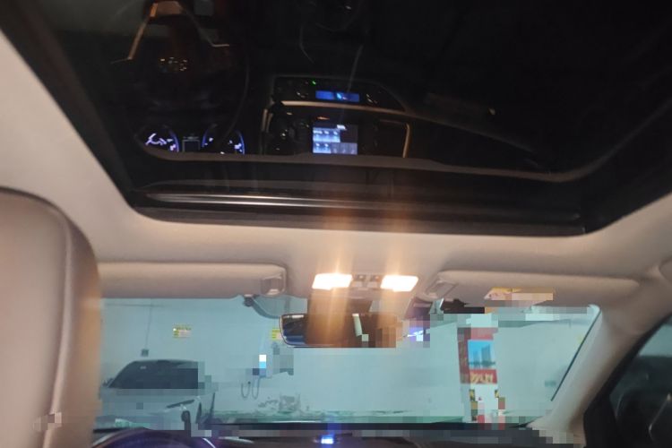 Used Toyota Highlander 2018 2.0T Four-Wheel Drive Luxury Edition 7 Seats China V Emission Standard